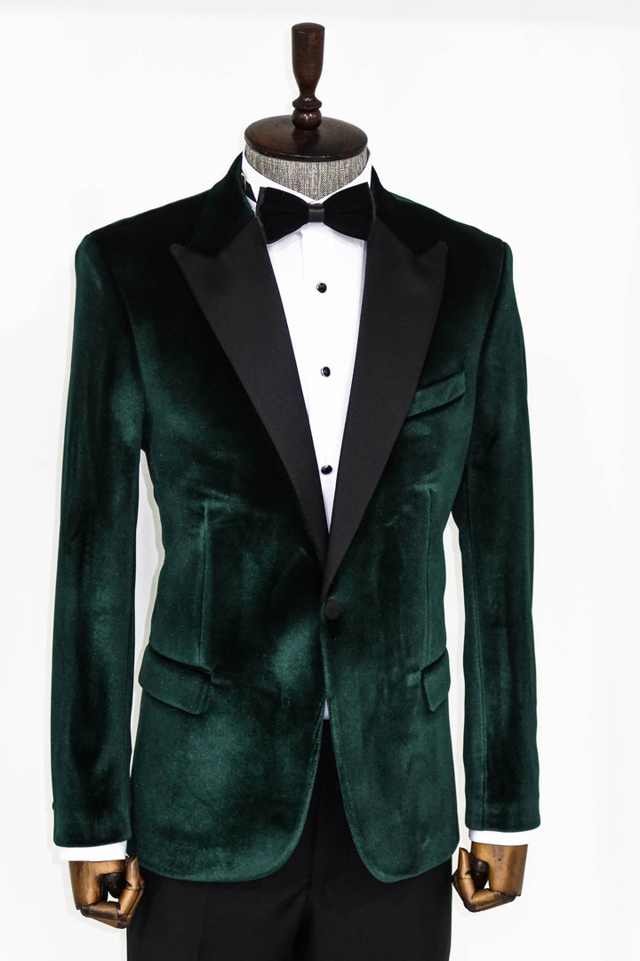 Blazer de fiesta de hombre verde oscuro de terciopelo con solapa de pico y corte entallado