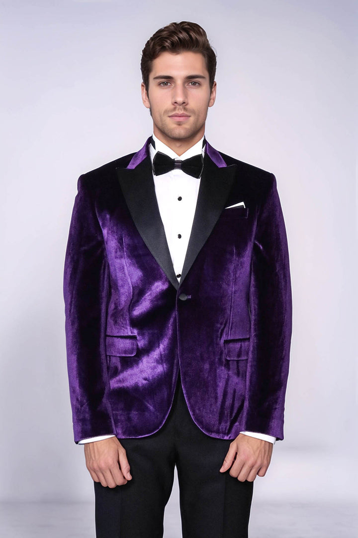 Blazer de fiesta de hombre morado con un solo botón y corte entallado de terciopelo