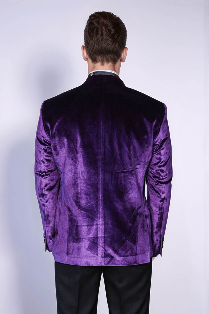 Blazer de fiesta de hombre morado con un solo botón y corte entallado de terciopelo