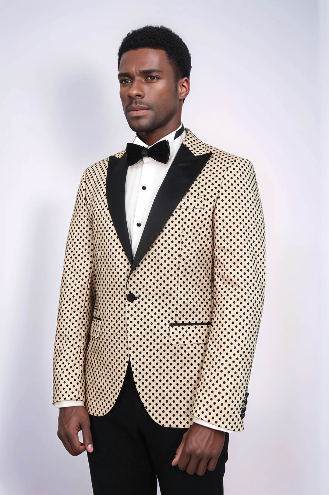 Blazer e pantaloni da uomo in combinazione con motivo a pois di paillettes Cream - Wessi