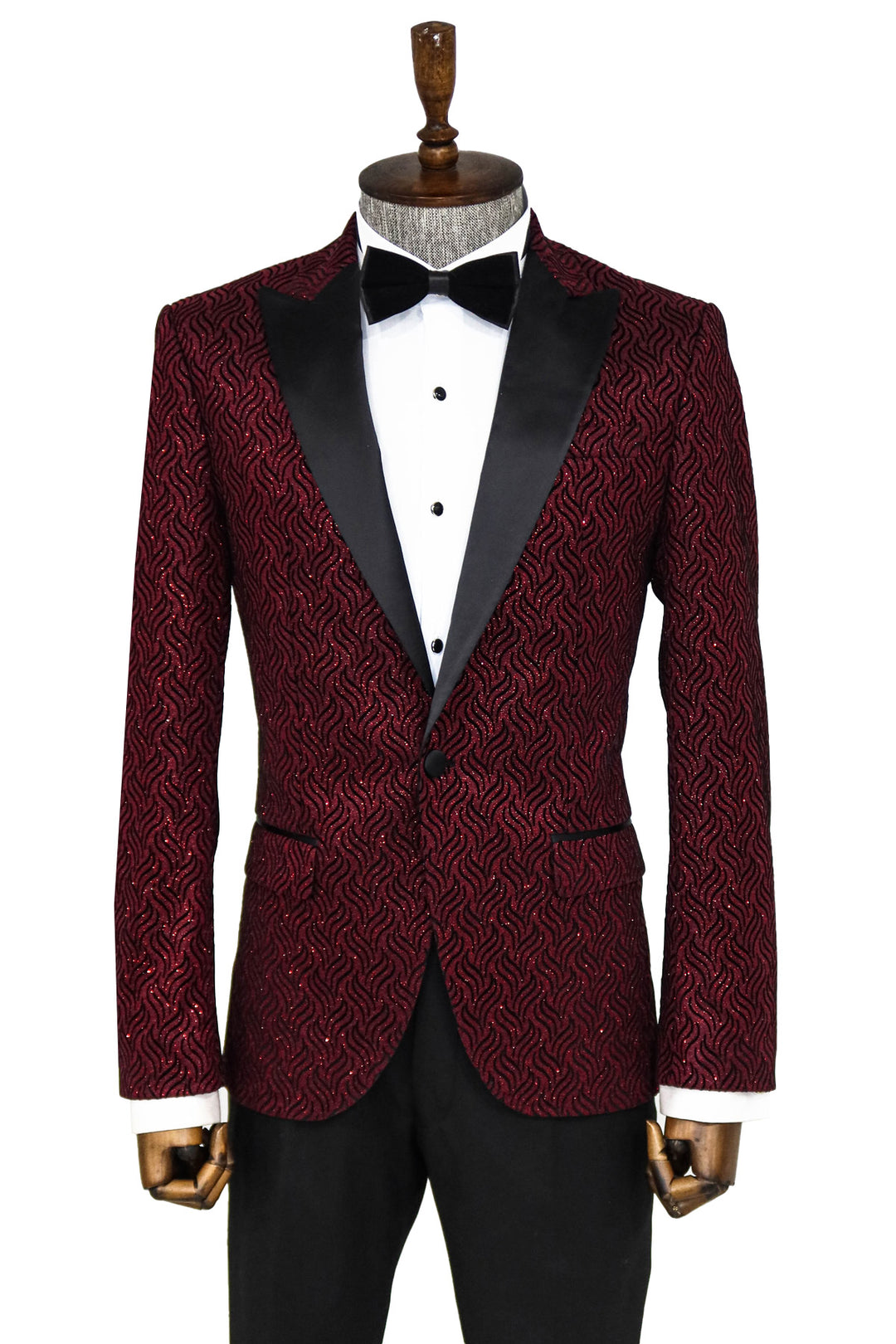 What Are The Looks One Can Achieve With A Burgundy Blazer?