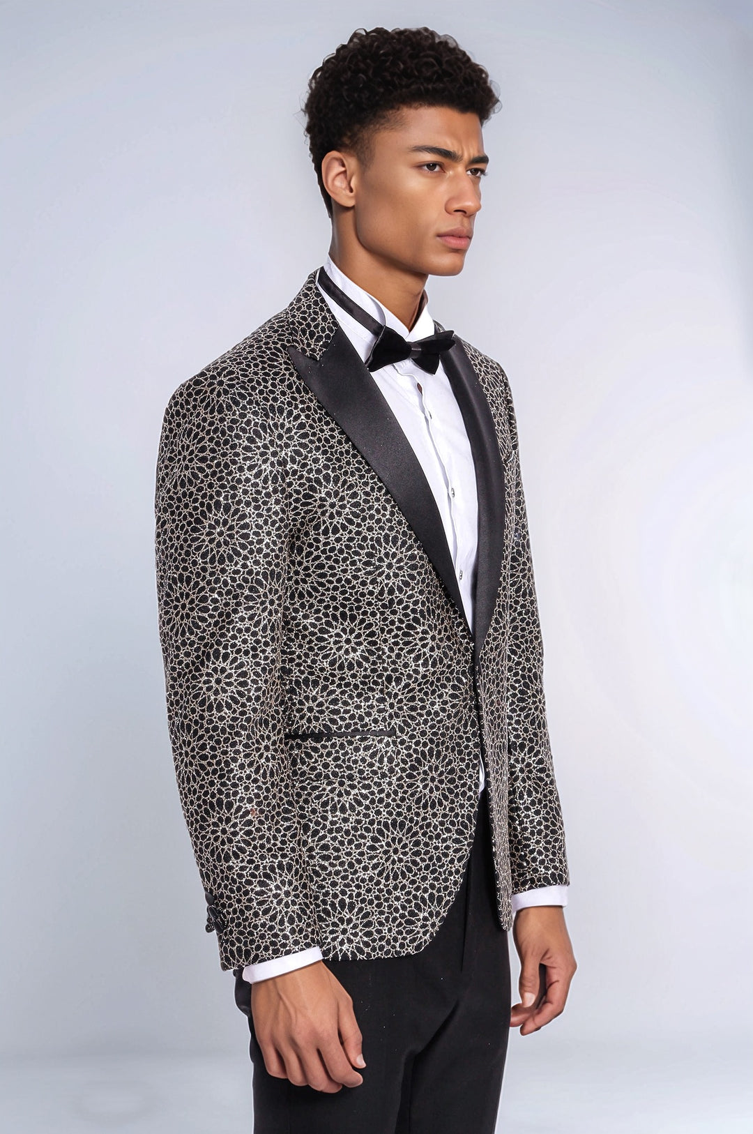 Flower Embroidered Pattern Black Men Party Blazer - Wessi