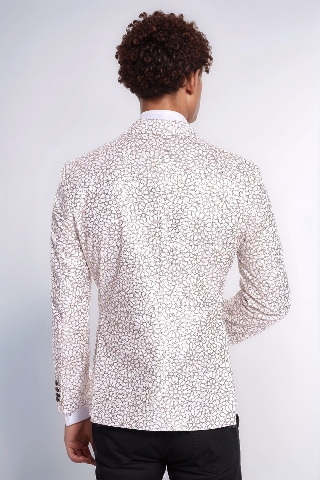 Flower Embroidered Pattern White Men Wedding Tuxedo Jacket - Wessi