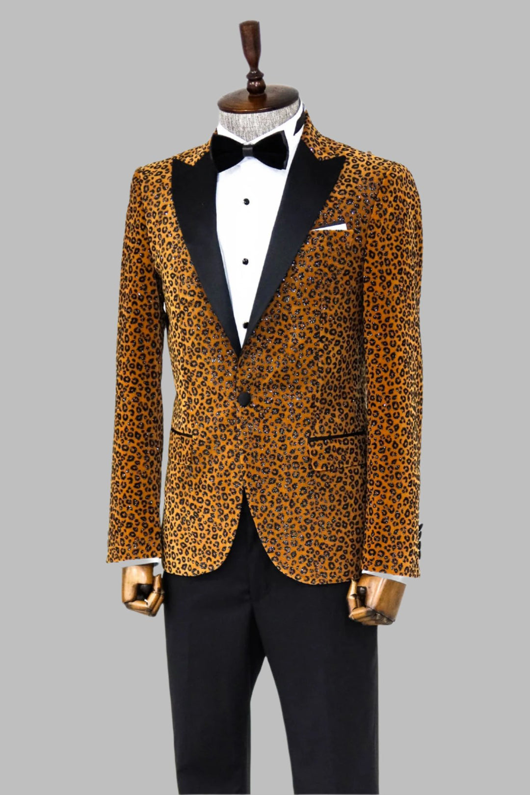 Blazer de fiesta de hombre amarillo con solapa de pico y corte entallado con estampado de leopardo