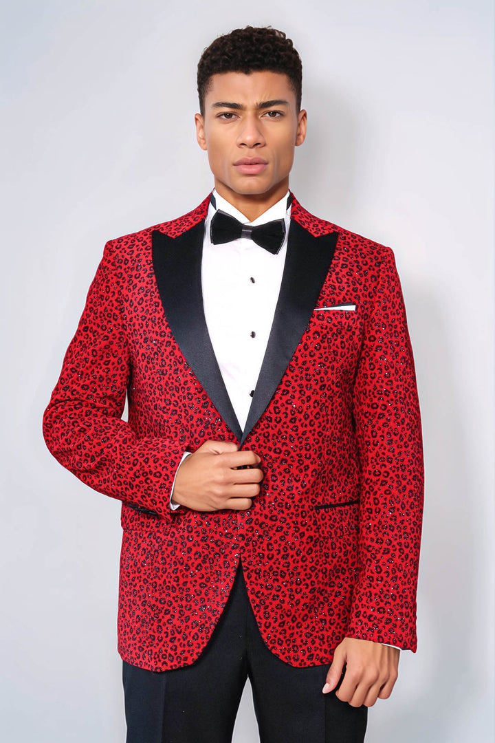 Blazer de graduación para hombre en color burdeos con solapa de pico y corte entallado con estampado de leopardo