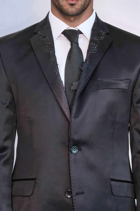 Traje de novio de dos piezas con dos botones y solapa modelada en satén negro para hombre