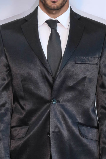 بدلة رجالية من الساتان الأسود بقصة ضيقة مكونة من زرين