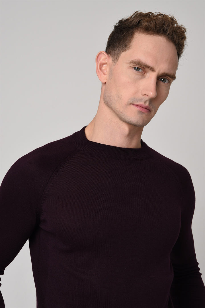 Jersey de punto de corte slim con cuello redondo Dark Damson para hombre - Wessi