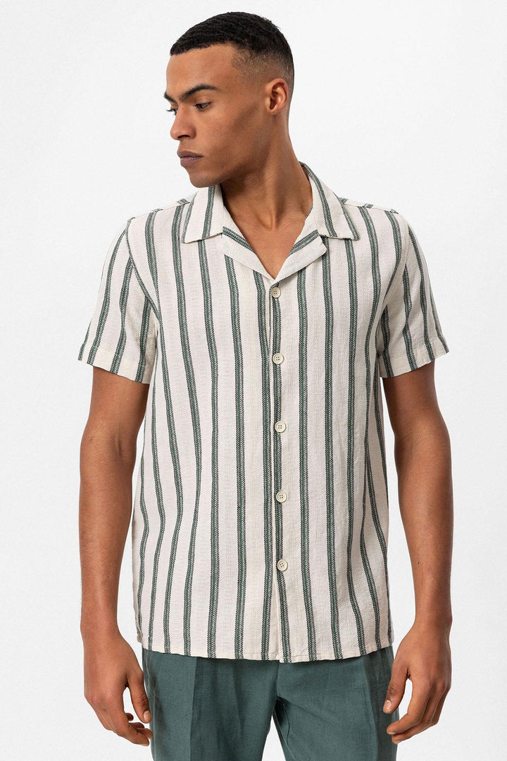 Camisa de hombre con cuello camp a rayas verde - Wessi