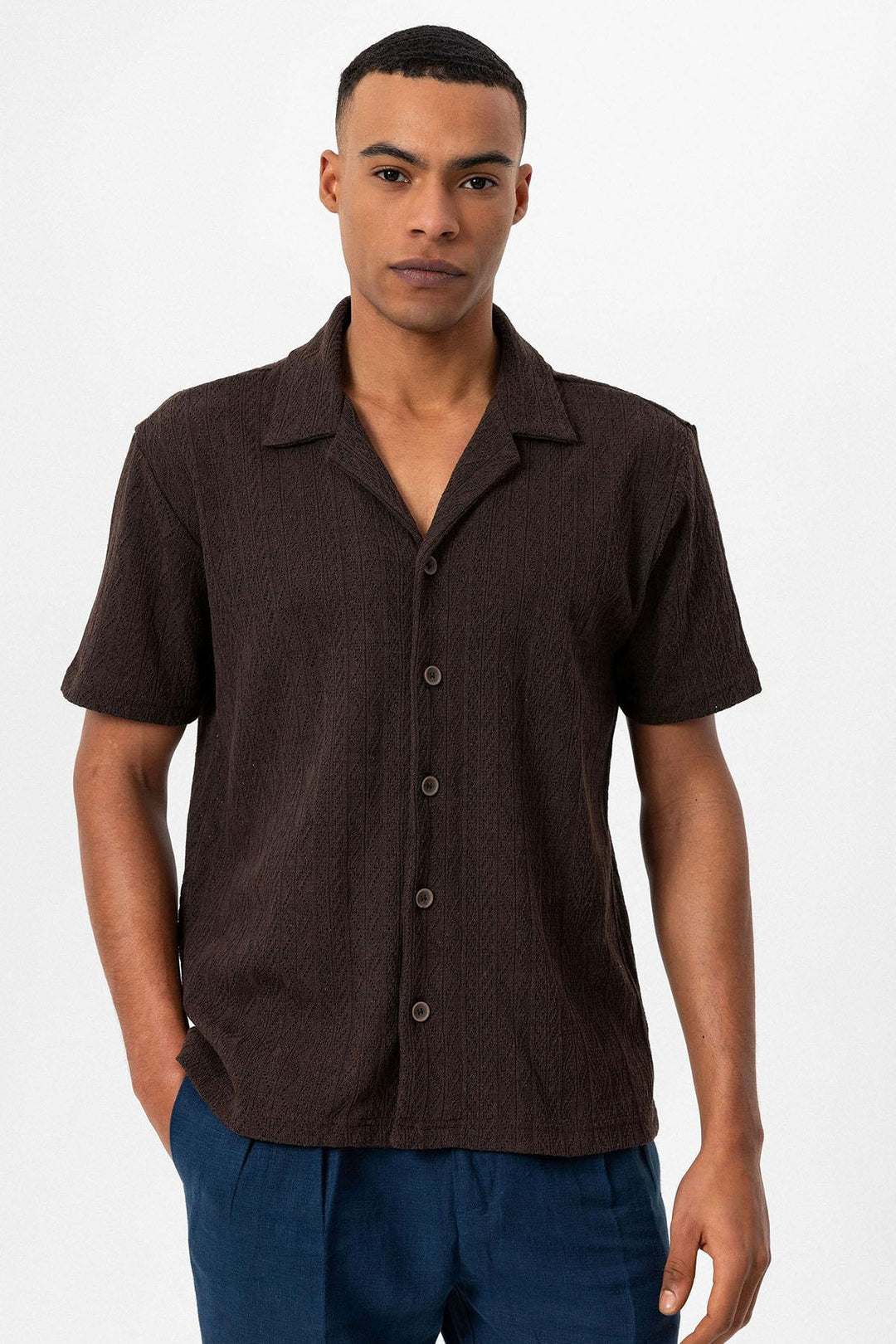 Chemise Homme Marron à Motif Tricoté Col Camp - Wessi