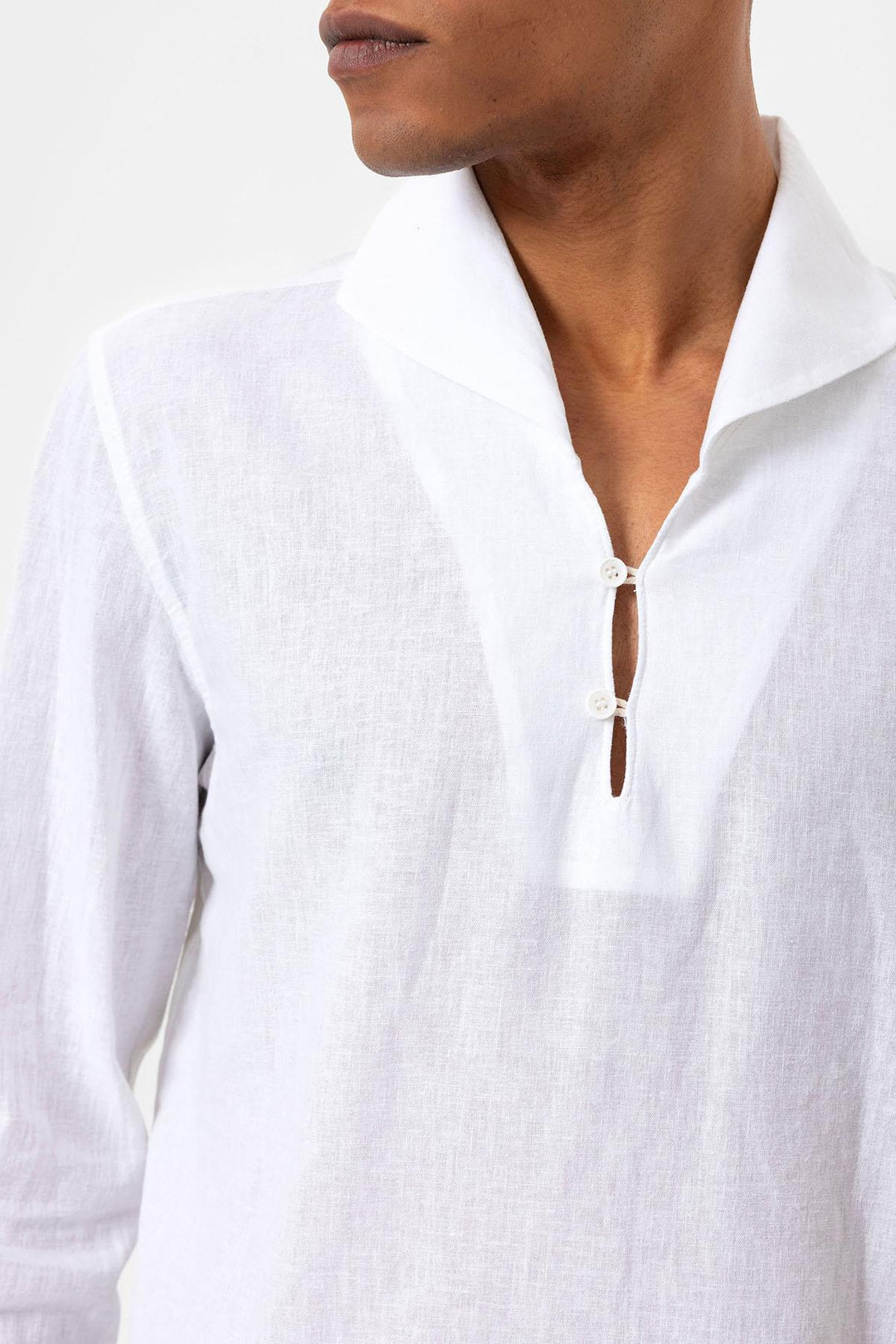 Camisa blanca con botones y cuello Camp para hombre - Wessi