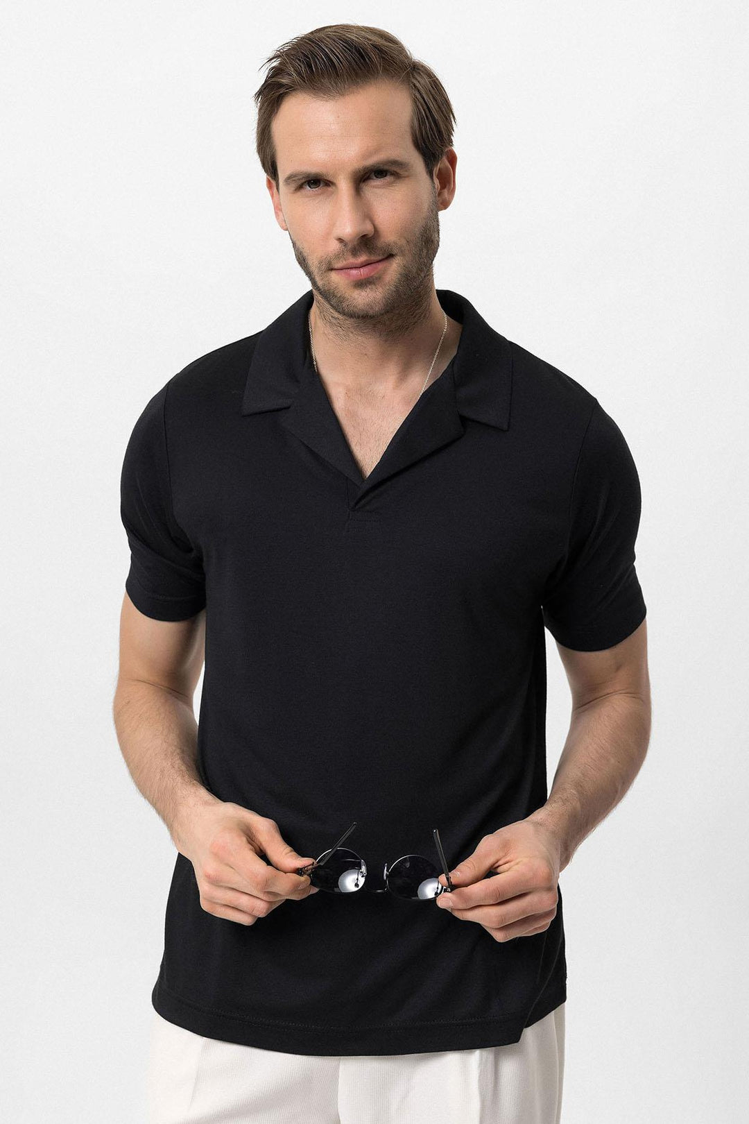 Men's Black Camp Collar Regular Fit  T-Shirt - Wessi