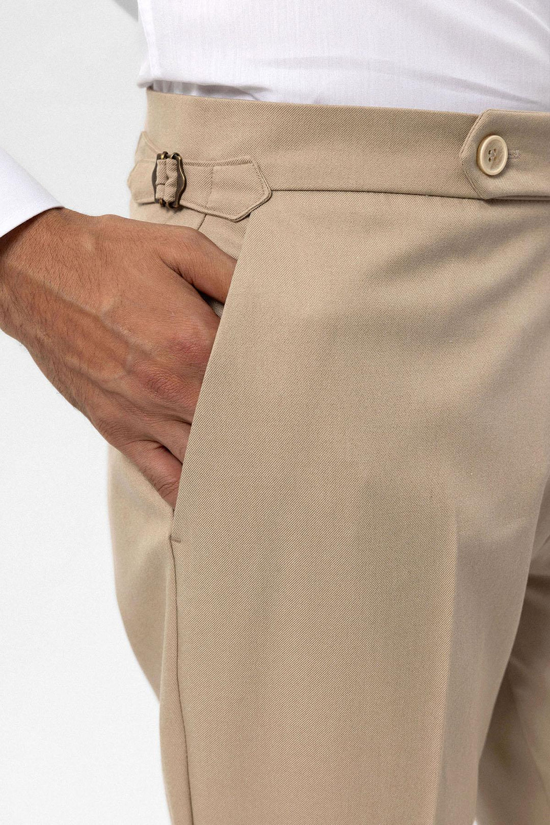 Pantalón Hombre Beige Talle Alto Regular Fit - Wessi