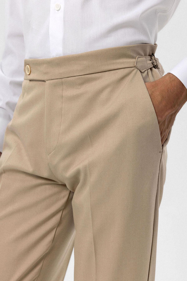 Pantalón Hombre Beige Talle Alto Regular Fit - Wessi