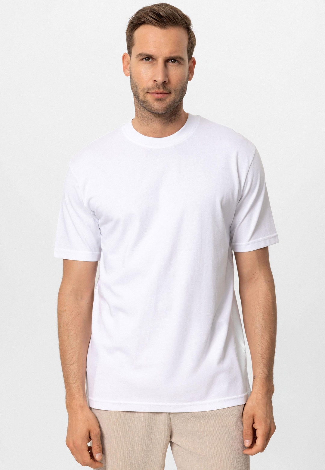 Camiseta básica de hombre blanca con cuello redondo - Wessi