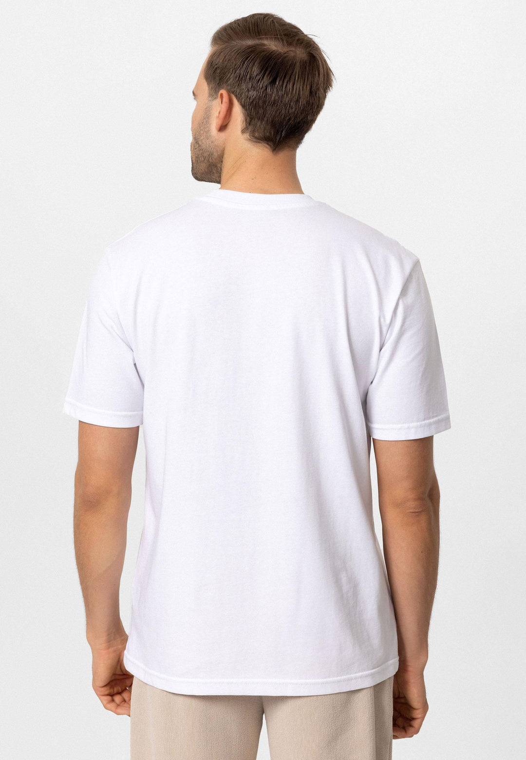 Camiseta básica de hombre blanca con cuello redondo - Wessi