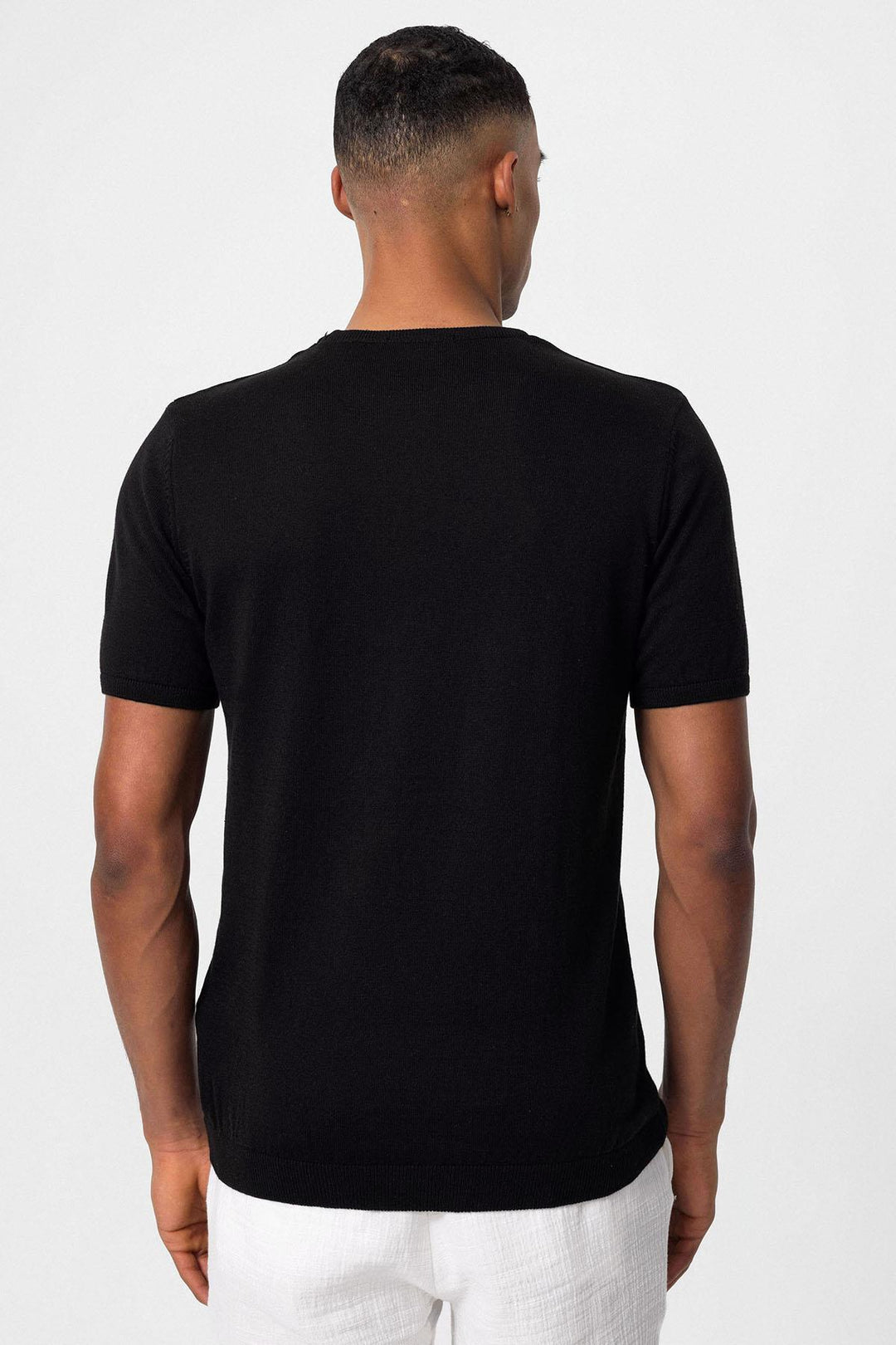 Men's Black Crew Neck Knit T-Shirt - Wessi