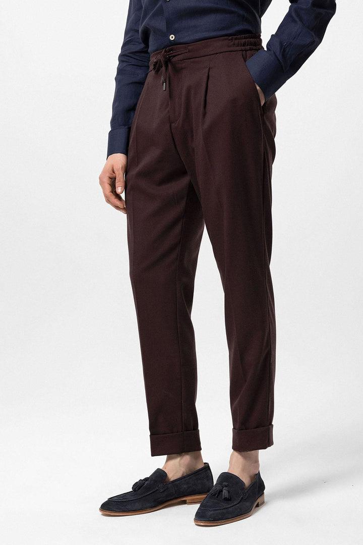 Pantaloni a pieghe in vita elastica bordeaux da uomo - Wessi