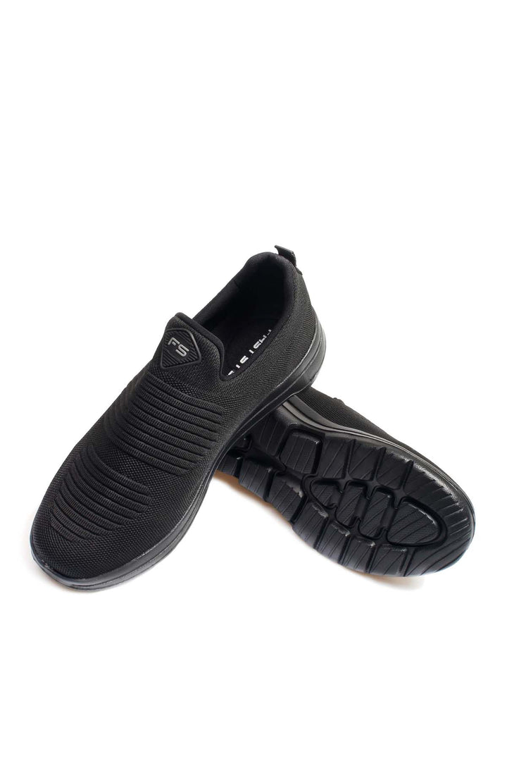 Men's Black Slip-On Athletic Sneakers with Knit Upper - Wessi