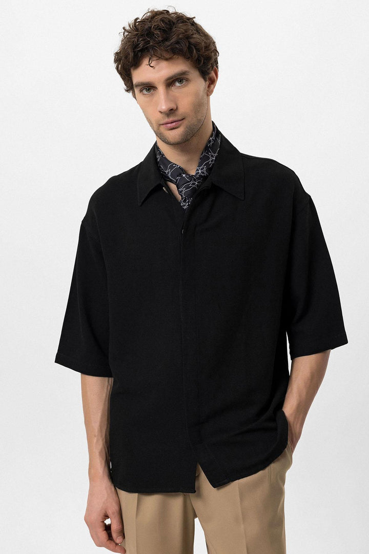 Men's Black Elbow-Length Sleeve Hidden Button Closure Oversize  Shirt - Wessi