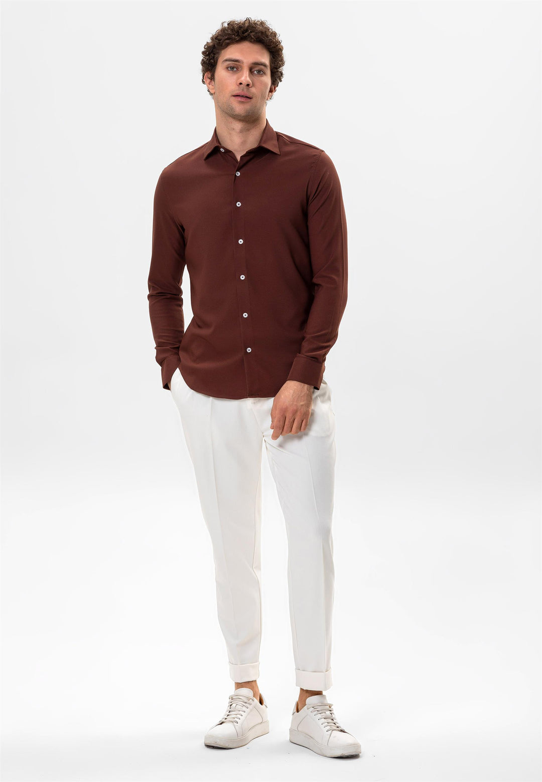 Camisa entallada marrón para hombre - Wessi