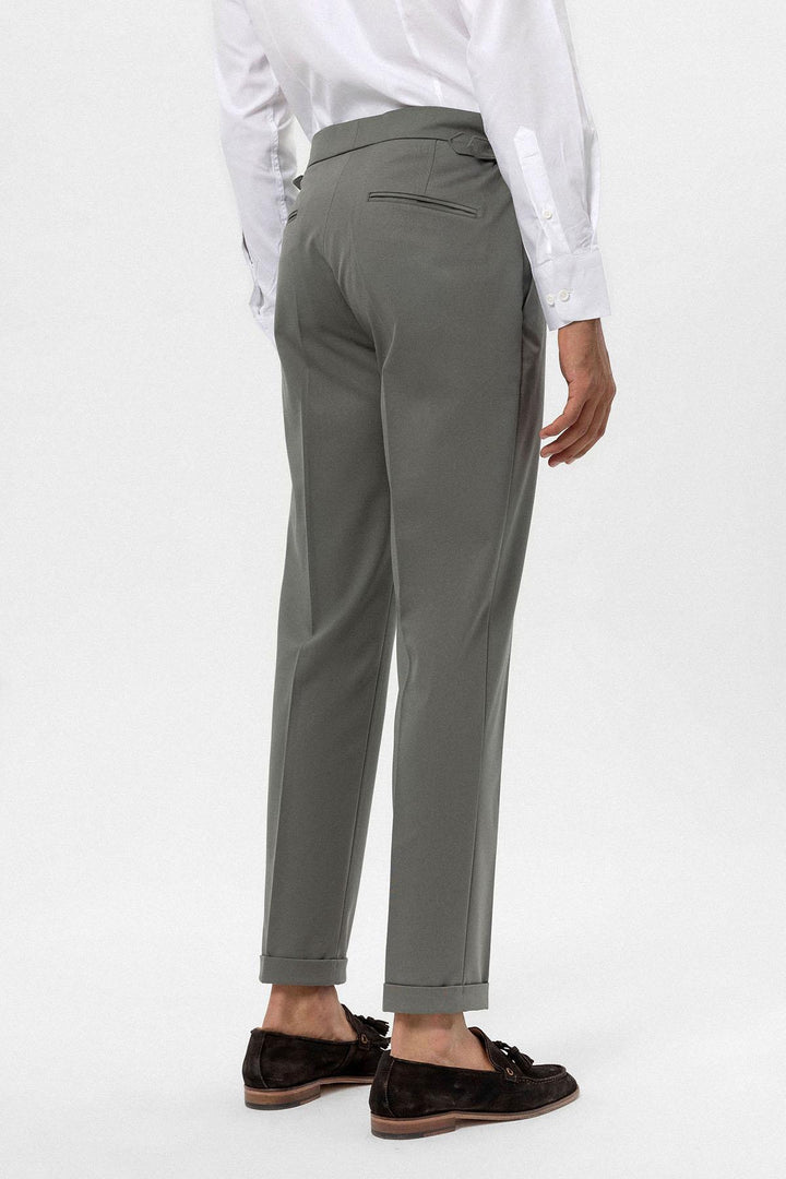 Pantalón caqui de corte regular y cintura alta para hombre - Wessi