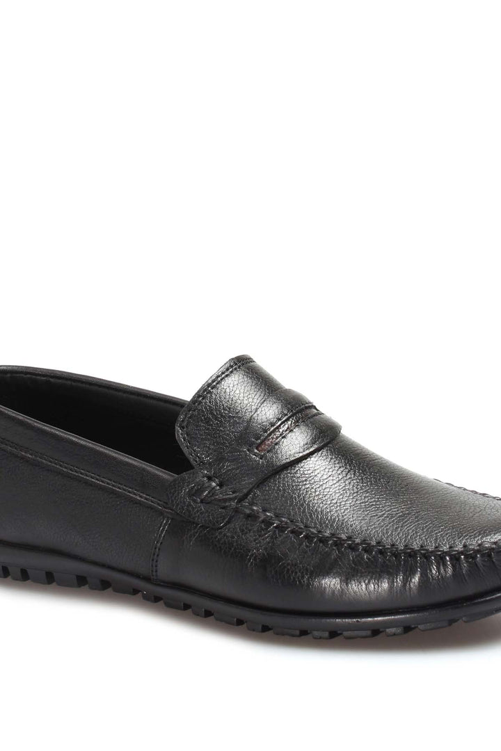 Men's Black Leather Loafers with Textured Sole