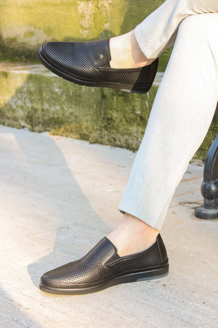 Black Perforated Casual Slip-On-Wessi