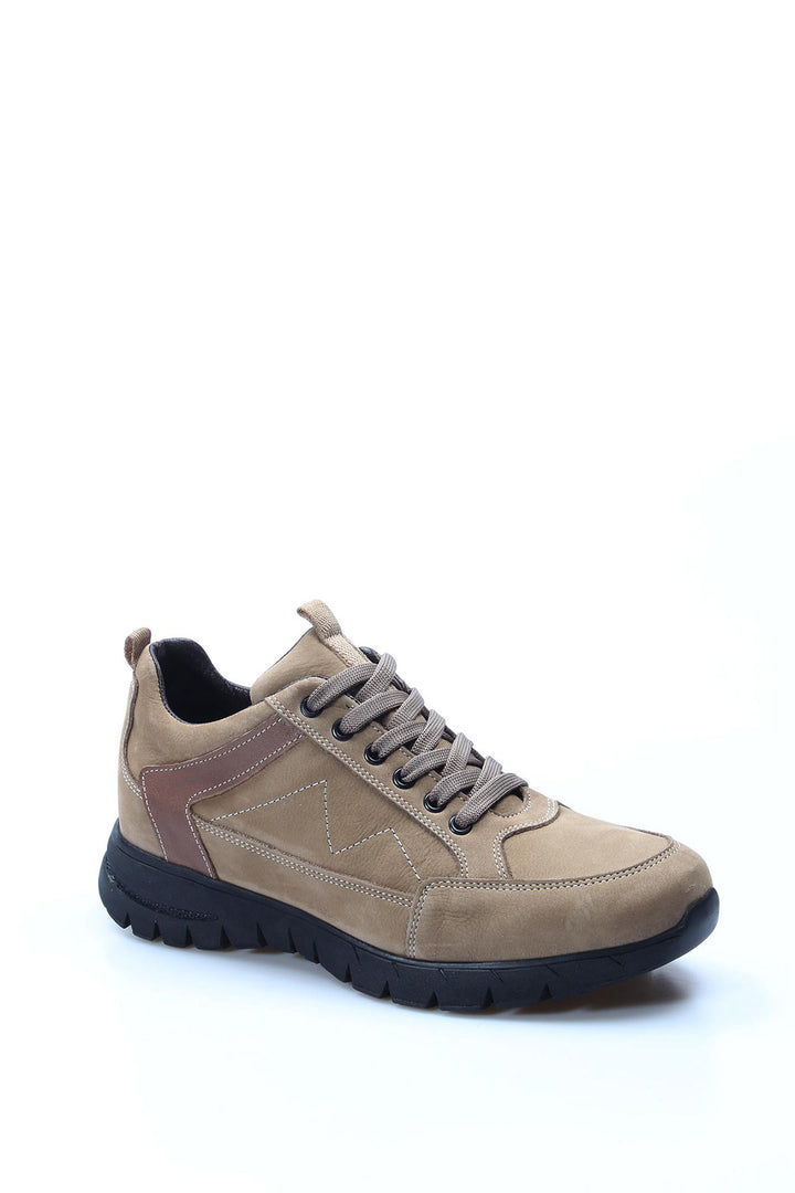 Zapatillas deportivas casuales de ante beige Wessi