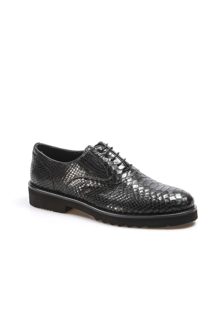 Black Textured Leather Derby Shoes Wessi