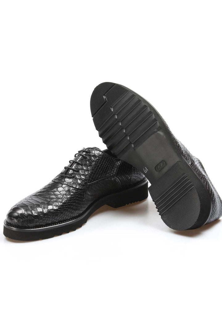 Black Textured Leather Derby Shoes Wessi