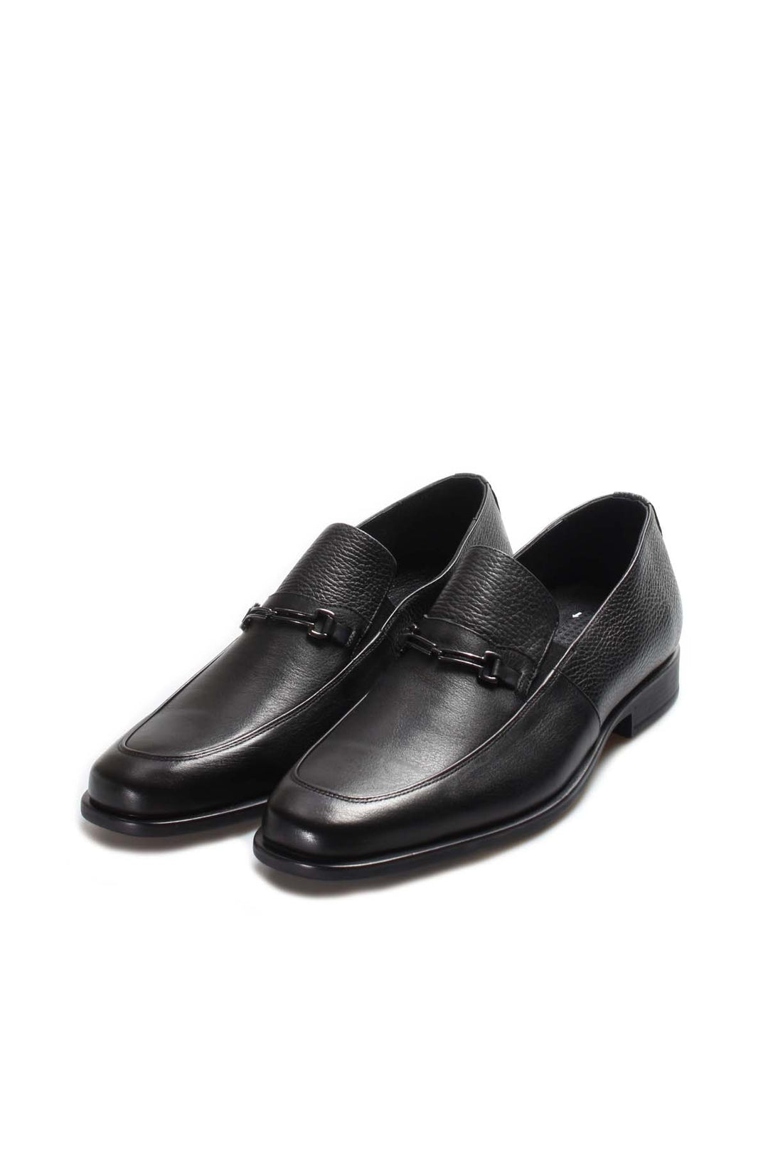 Black Textured Leather Loafers-Wessi