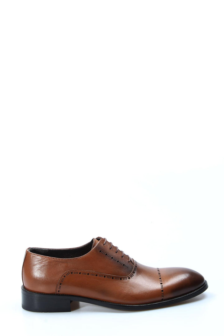 Zapatos Oxford con diseño brogue en color canela - Wessi