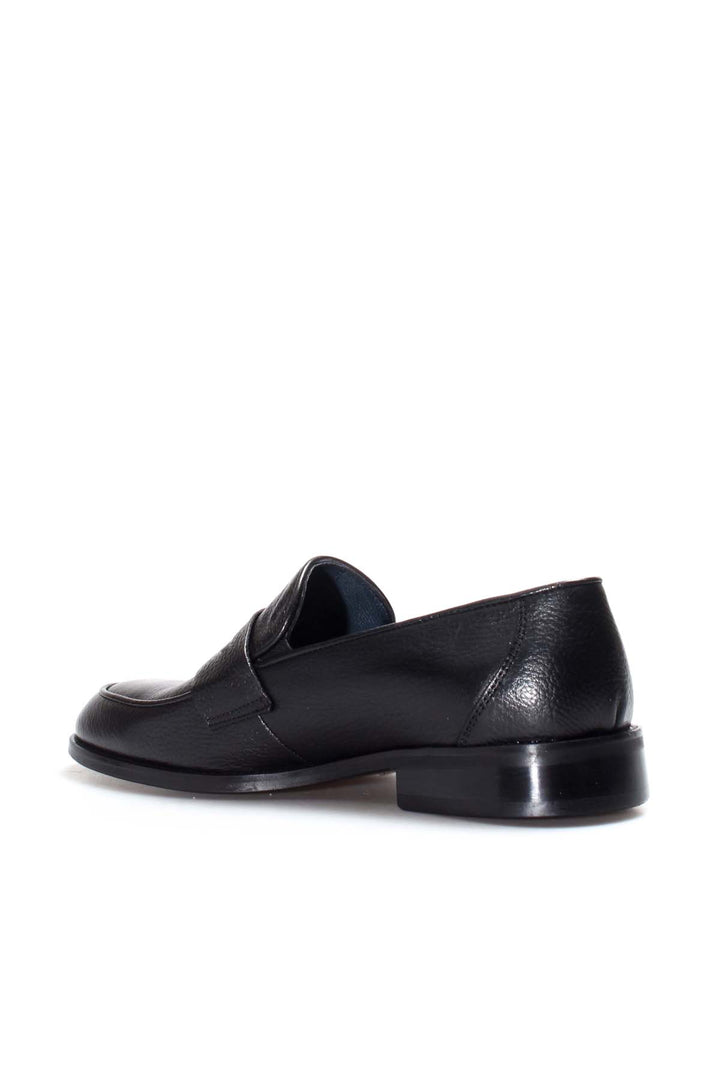 Black Textured Leather Loafers Wessi