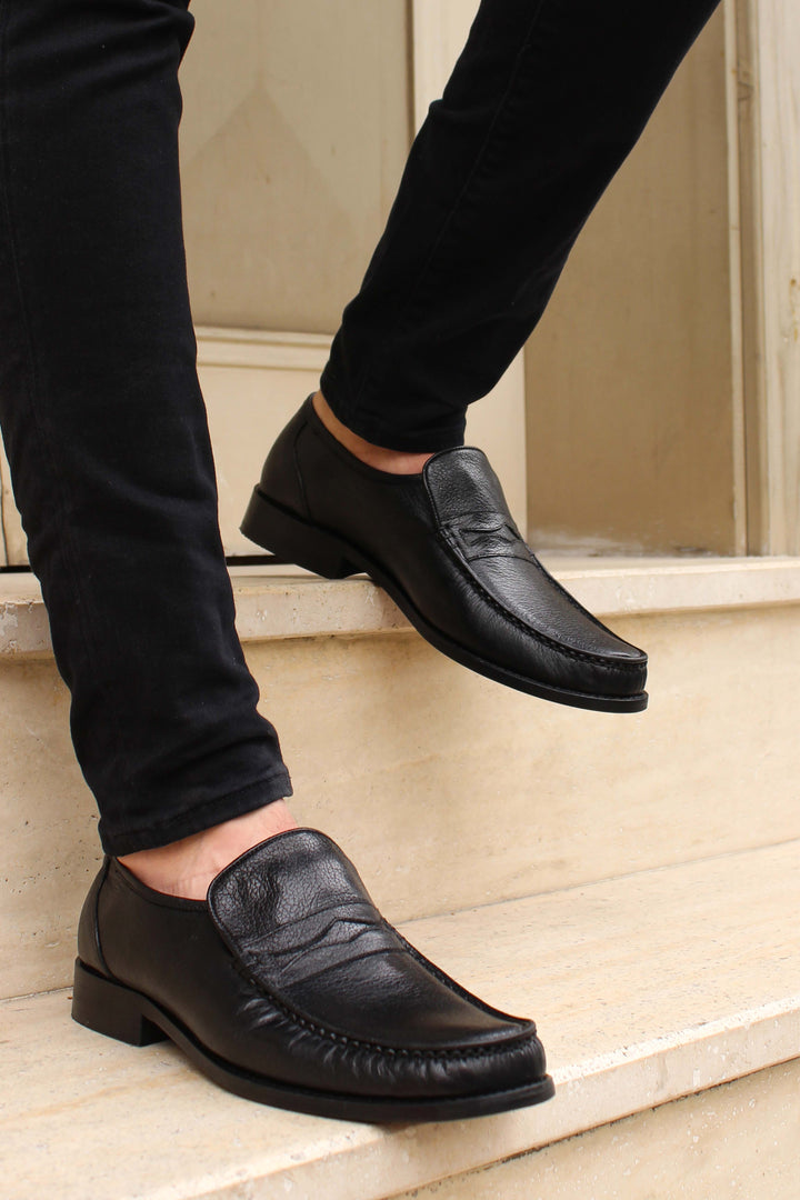 Mocasines clásicos de cuero negro para hombre - Wessi