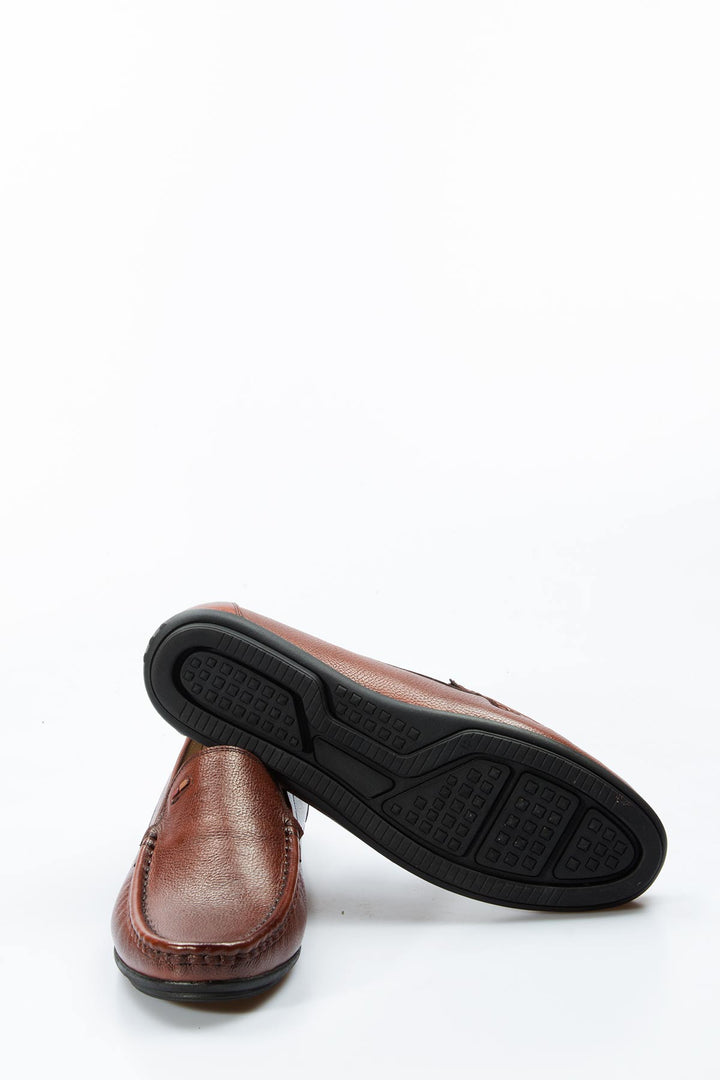 Men's Brown Leather Loafers with Subtle Stitching and Sleek Design - Wessi