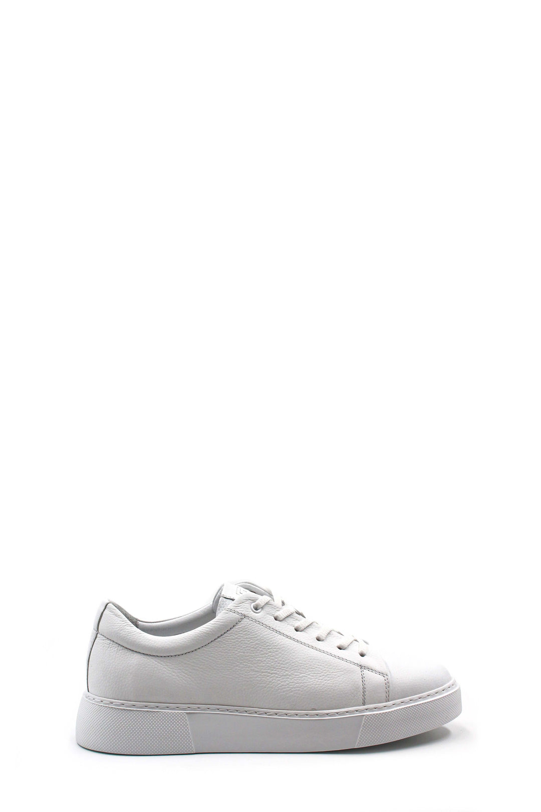 Baskets basses en cuir blanc Wessi