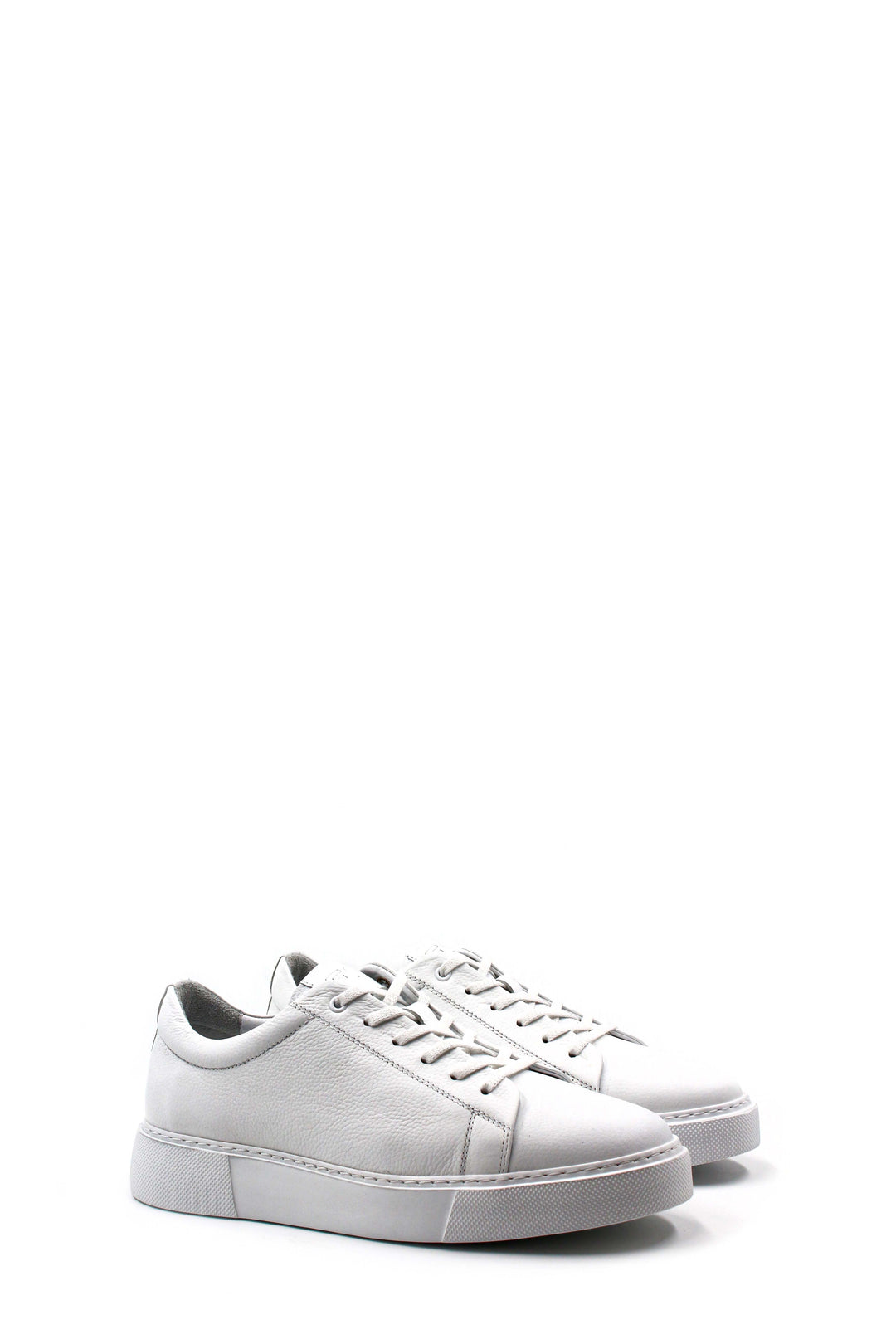 Baskets basses en cuir blanc Wessi