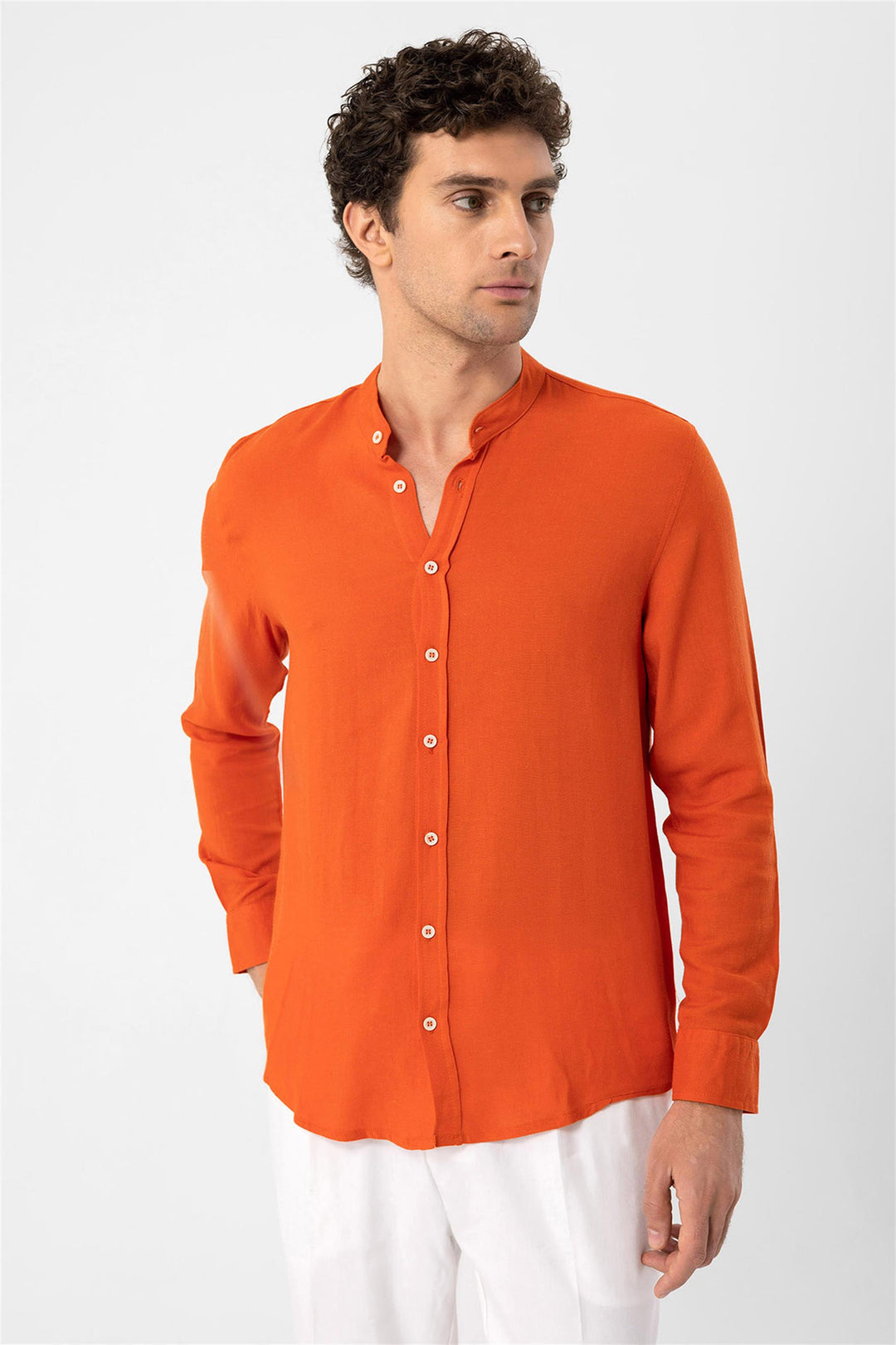 Camisa de hombre con cuello juez naranja - Wessi