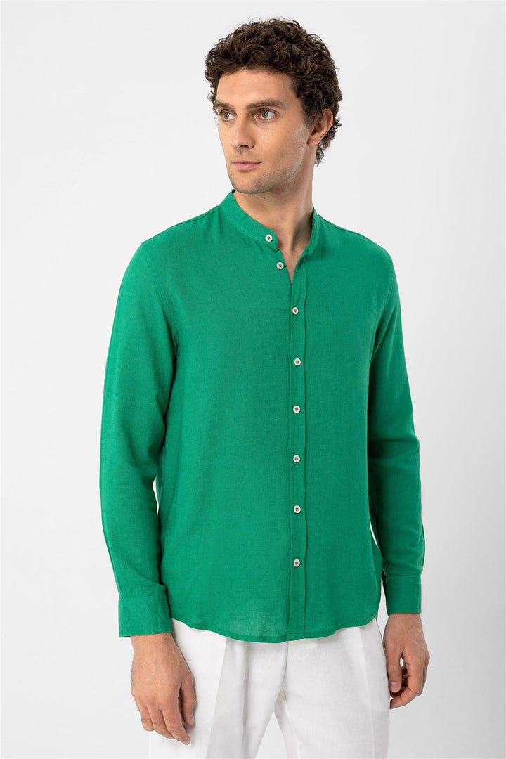 Camisa de hombre con cuello juez verde pato - Wessi