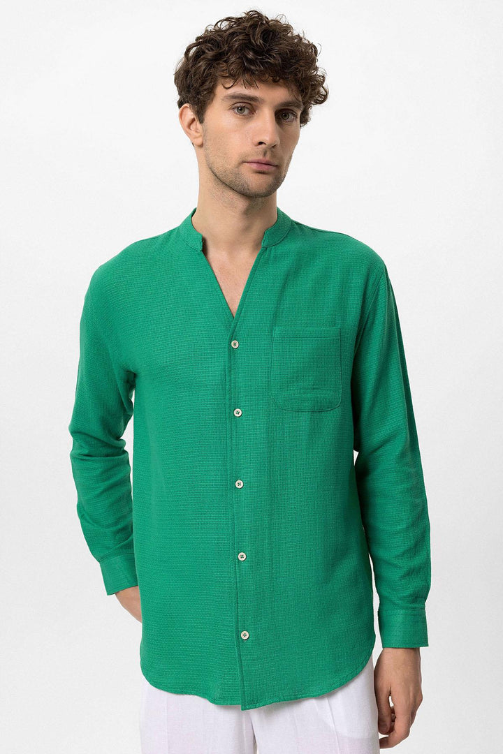 Men's Duck Green Judge Collar Knitted Textured  Shirt - Wessi