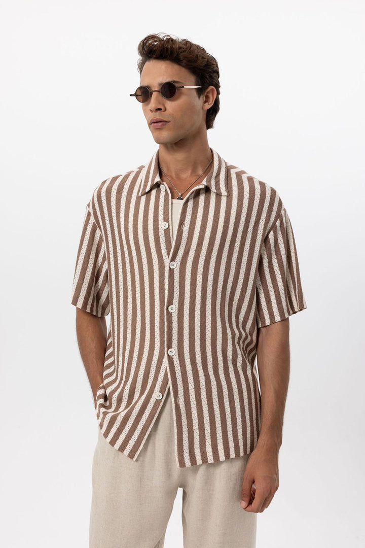 Camisa de hombre oversize de punto a rayas marrón - Wessi