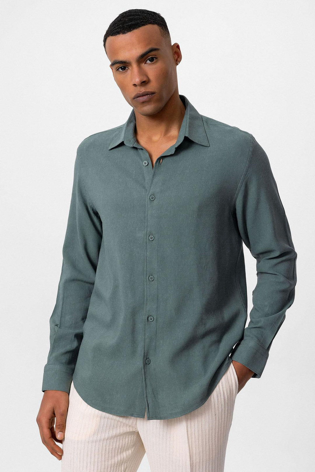 Camisa de lino de manga larga caqui oscuro para hombre - Wessi