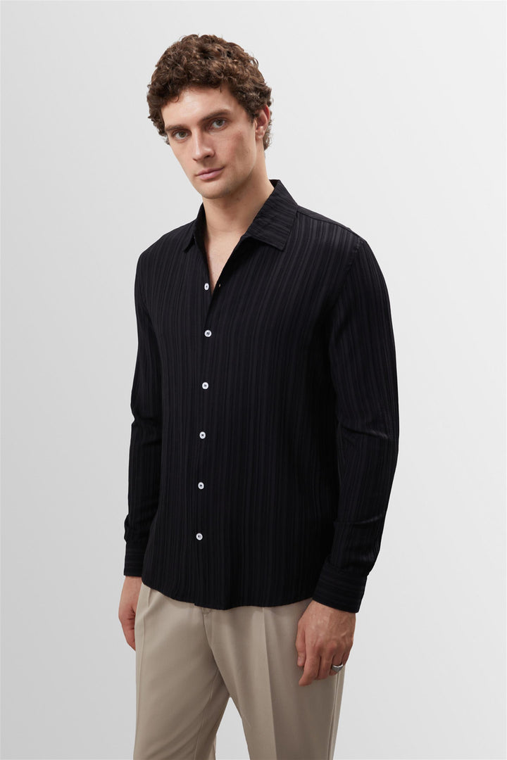 Camisa Slim Fit de tejido de muselina negra para hombre - Wessi