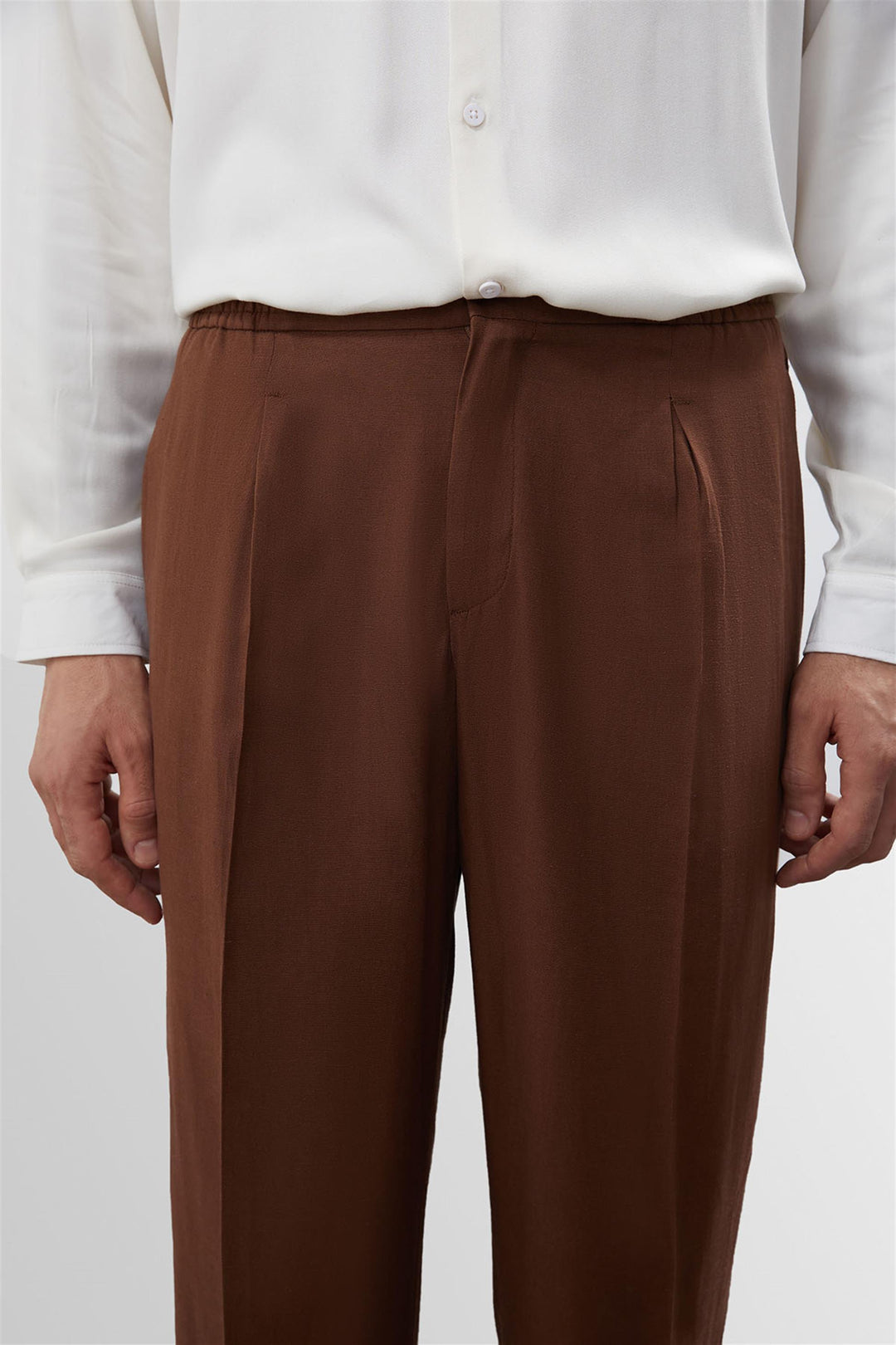 Men's Brown High Waist Pleated Linen Blend  Trousers - Wessi