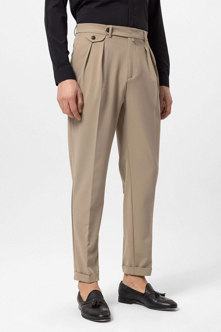 Pantalón de hombre beige plisado de talle alto - Wessi