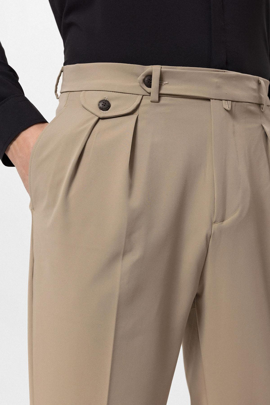 Pantalón de hombre beige plisado de talle alto - Wessi