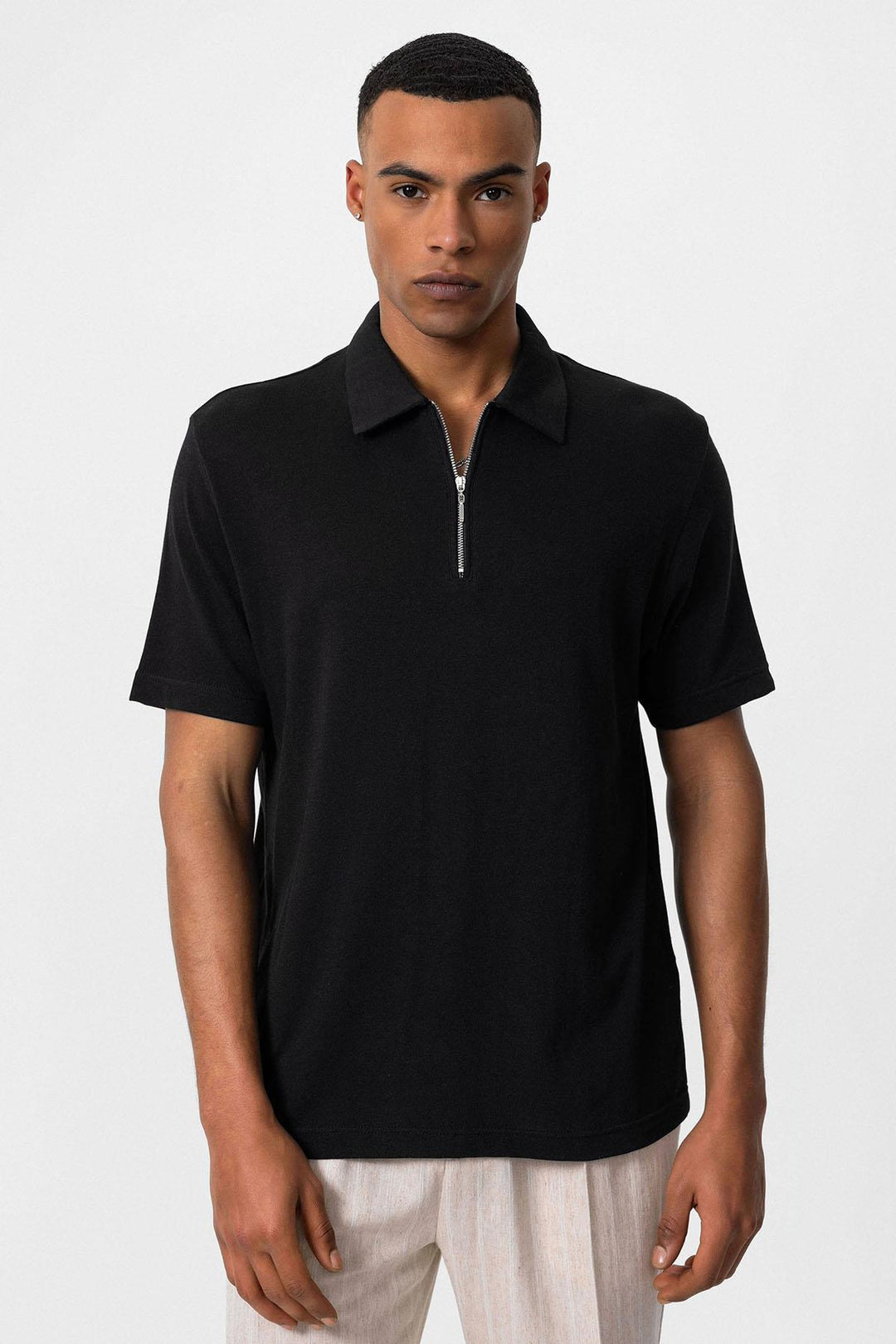 Men's Black Polo Collar Zippered T-Shirt - Wessi