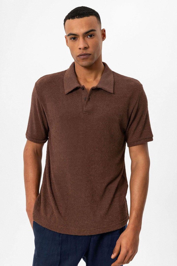 Camiseta de hombre de punto con cuello polo marrón - Wessi