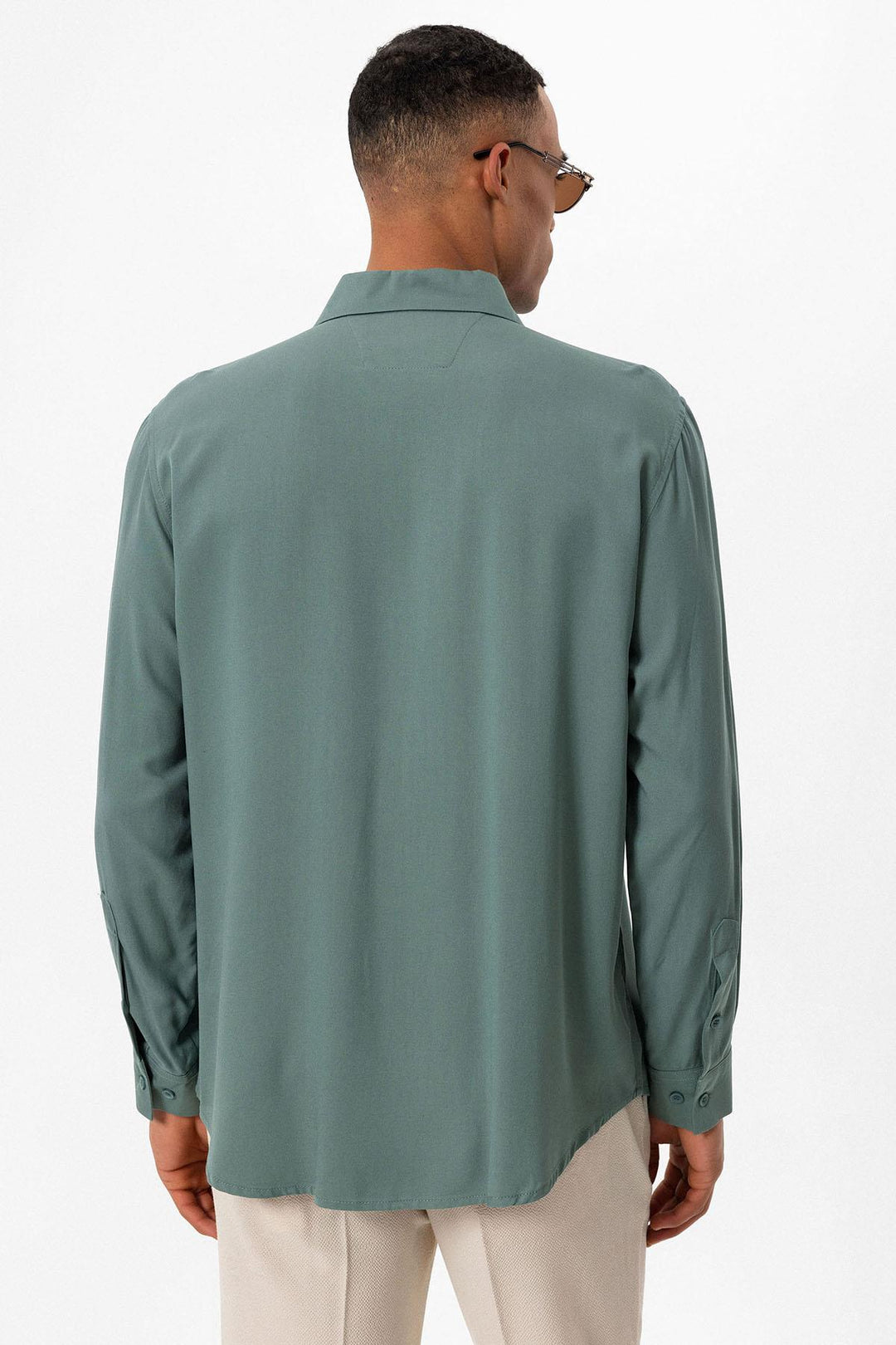 Camisa de hombre verde regular fit con cuello camp - Wessi